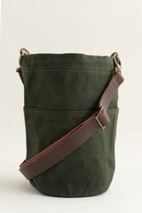 waxed canvas bucket bag - book - Image 9