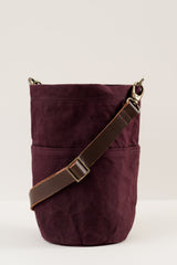 waxed canvas bucket bag - book - Image 6