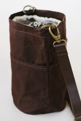 waxed canvas bucket bag - book - Image 1