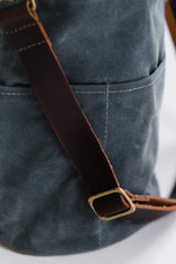 waxed canvas bucket bag - book - Image 12